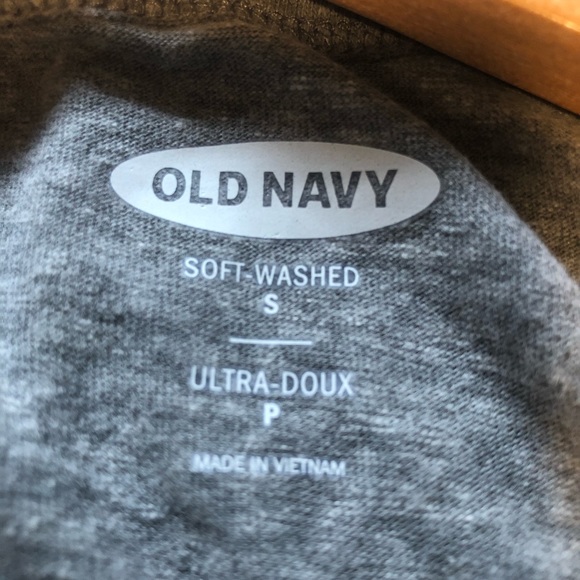 Old Navy Boyfriend Tee - Picture 4 of 4